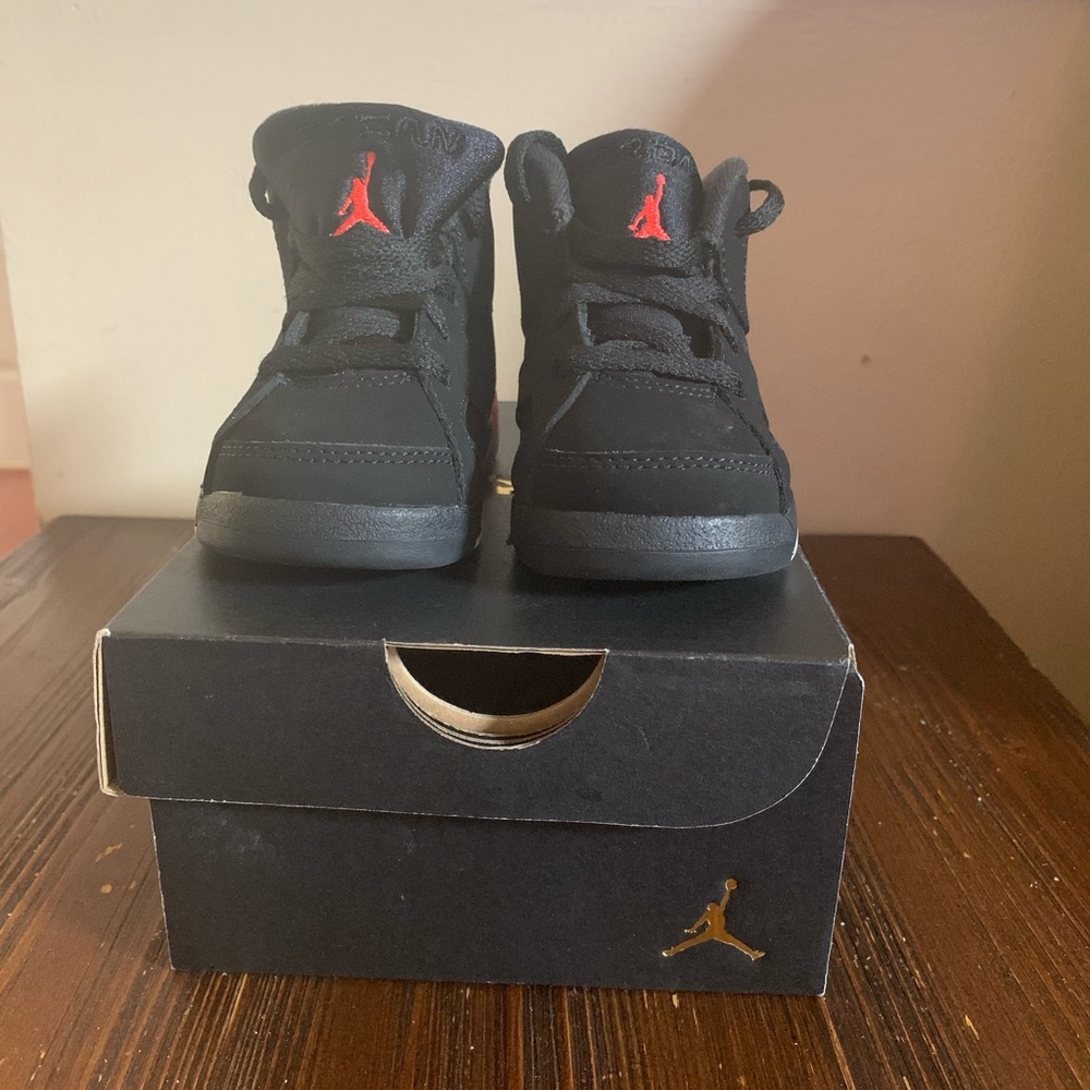 Jordan 6 Retro